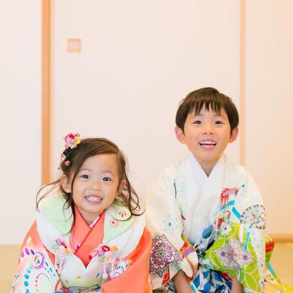 お宮参り・七五三-1のサムネイル