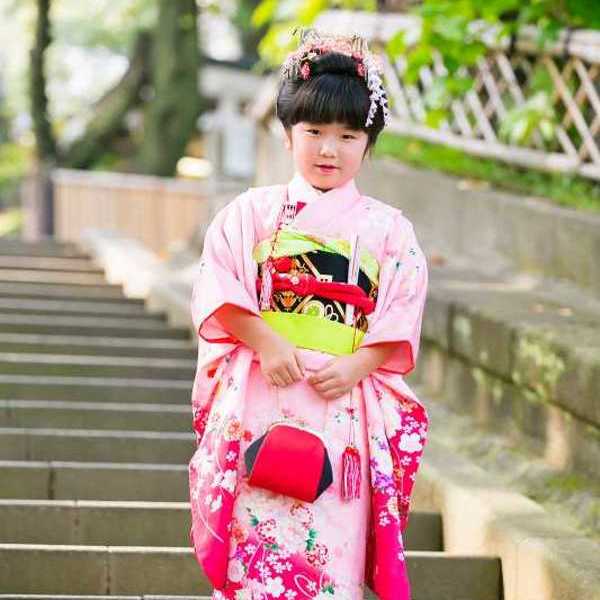 お宮参り・七五三-2のサムネイル